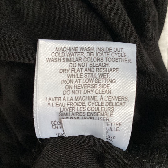 EUC In Every Story Black Dress - Picture 8 of 8